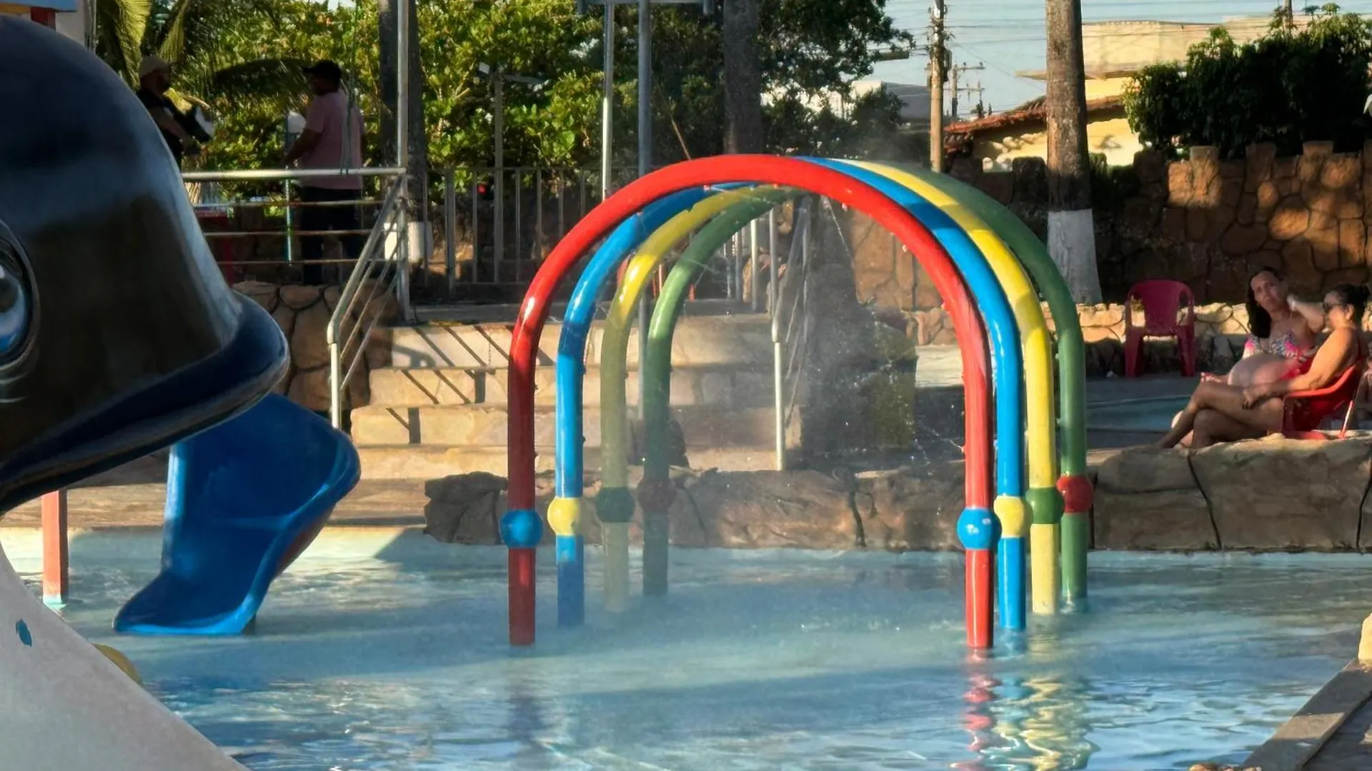 Acquaville Flat E Parque Aquatico 카우다스노바스 브라질